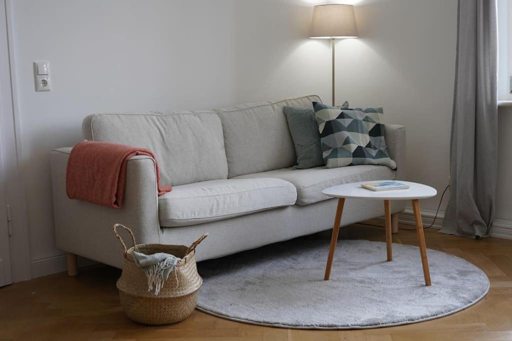 Schoene Ferienwohnung Mit Zwei Schlafzimmern 크베들린부르크 외부 사진